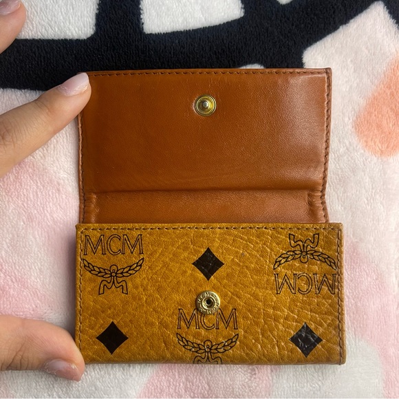 MCM Monogram Leather Keyholder - Picture 7 of 10
